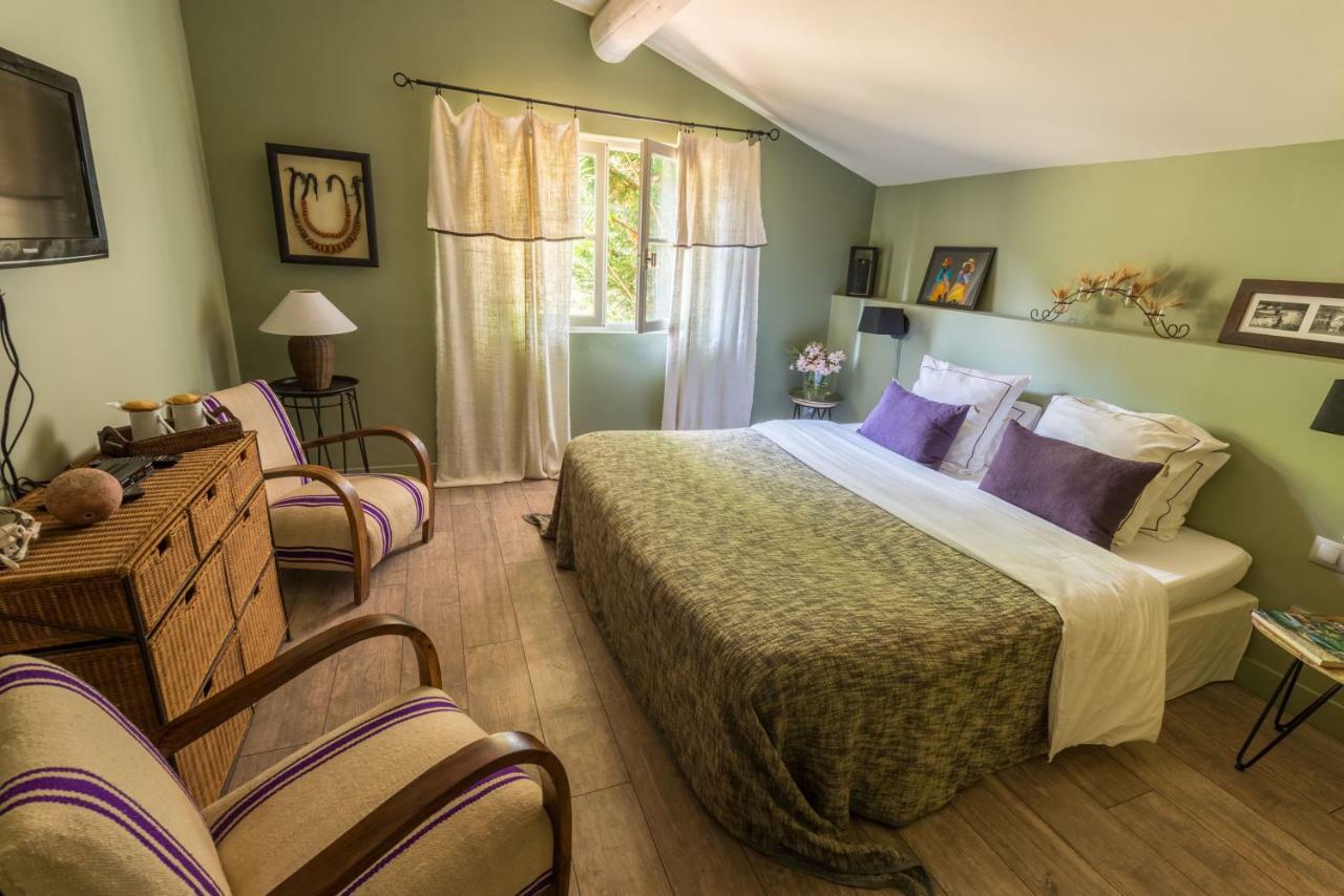 Bed and Breakfast Domaine De Fontbelle Graveson Exterior foto