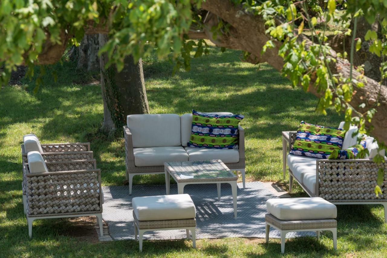 Bed and Breakfast Domaine De Fontbelle Graveson Exterior foto